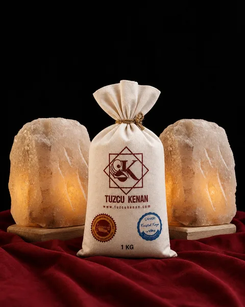 2'li Gri Doğal Tuz Lambası ve 1 Kg Yemeklik Kaya Tuzu Seti